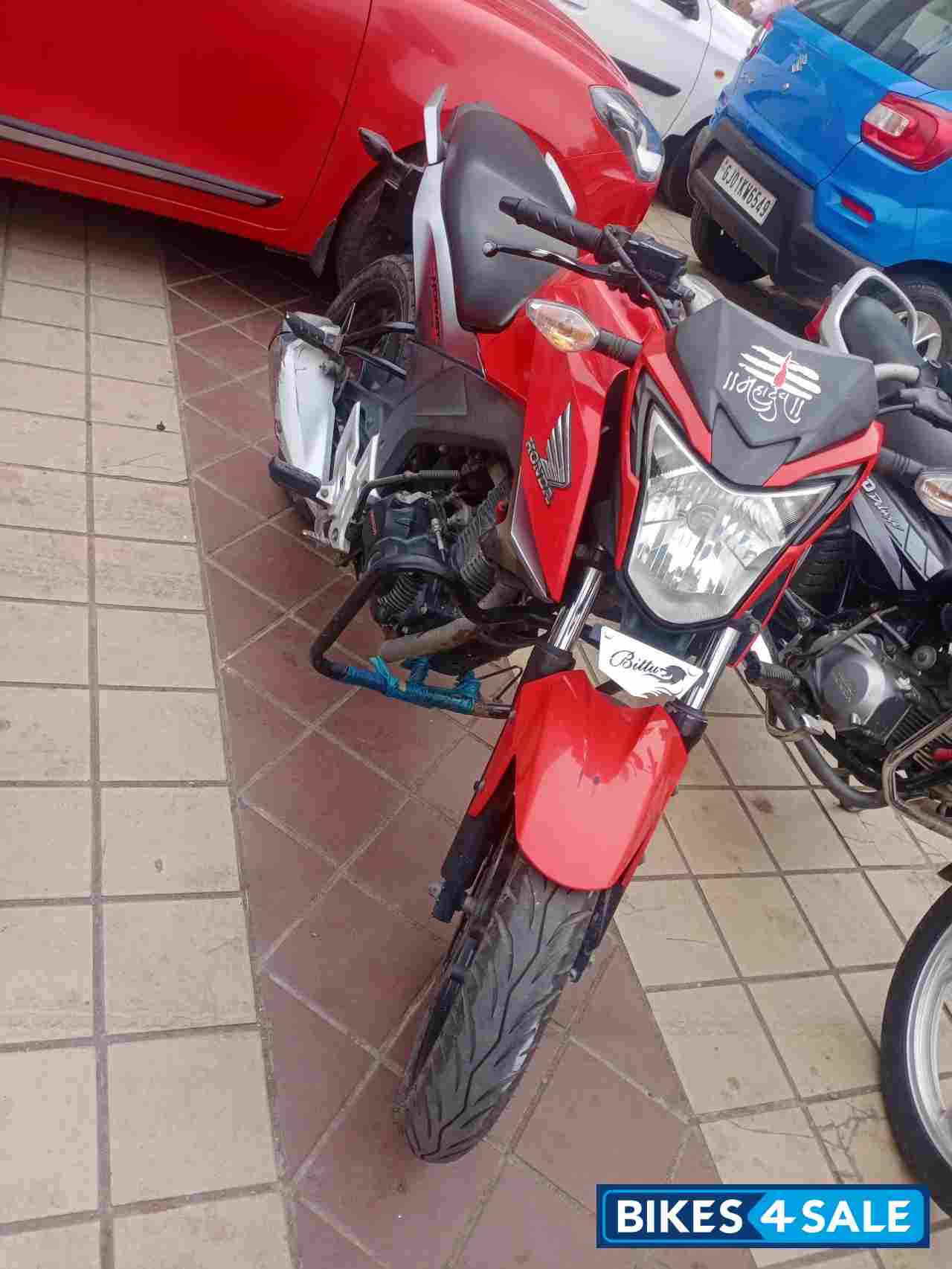 Honda CB Hornet 160R