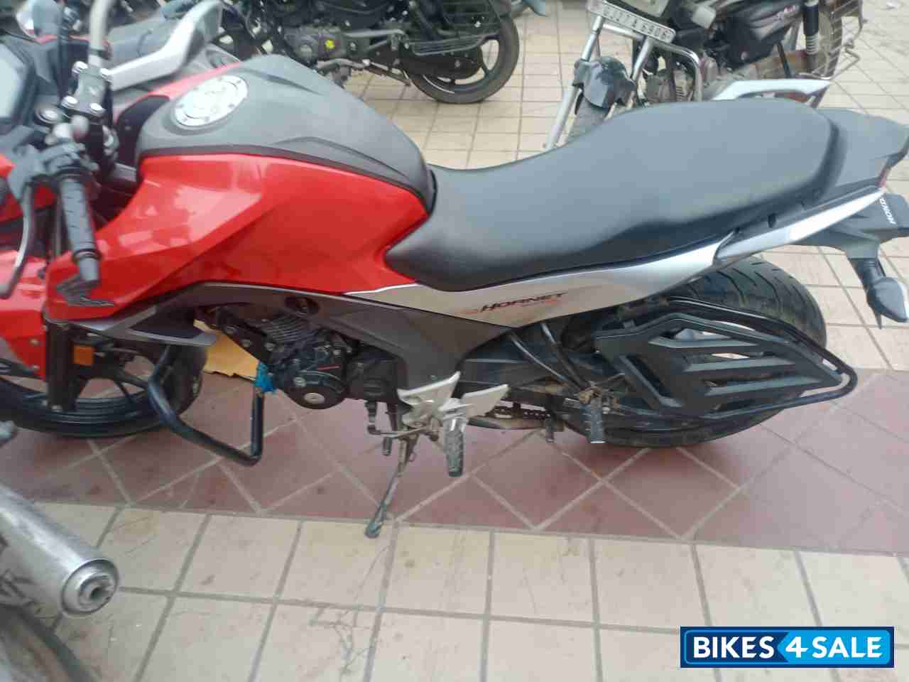 Honda CB Hornet 160R