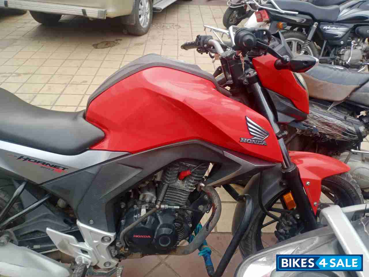 Honda CB Hornet 160R