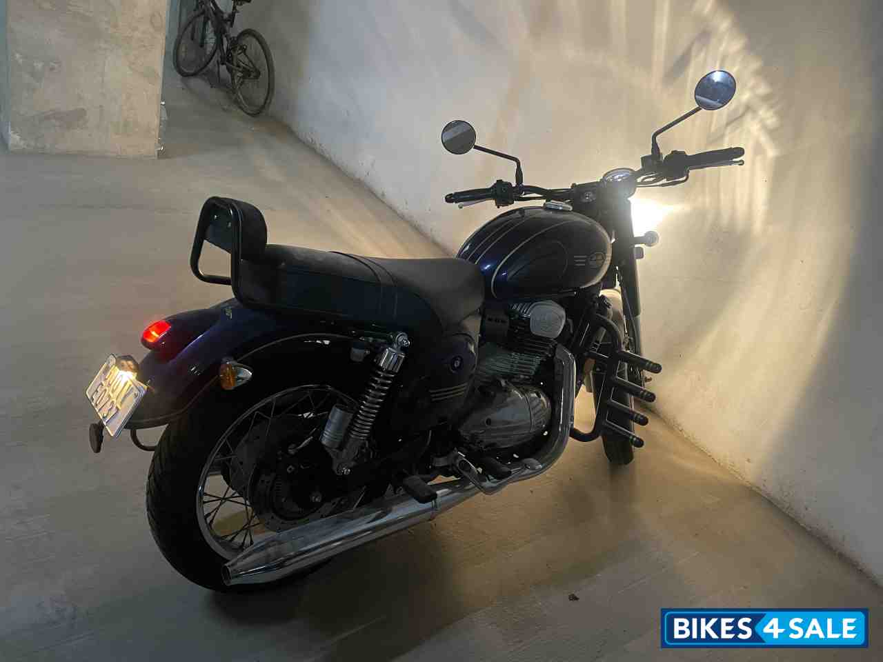 Nebula Blue Jawa forty two BS6