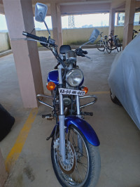 Bajaj Avenger 220 DTS-i