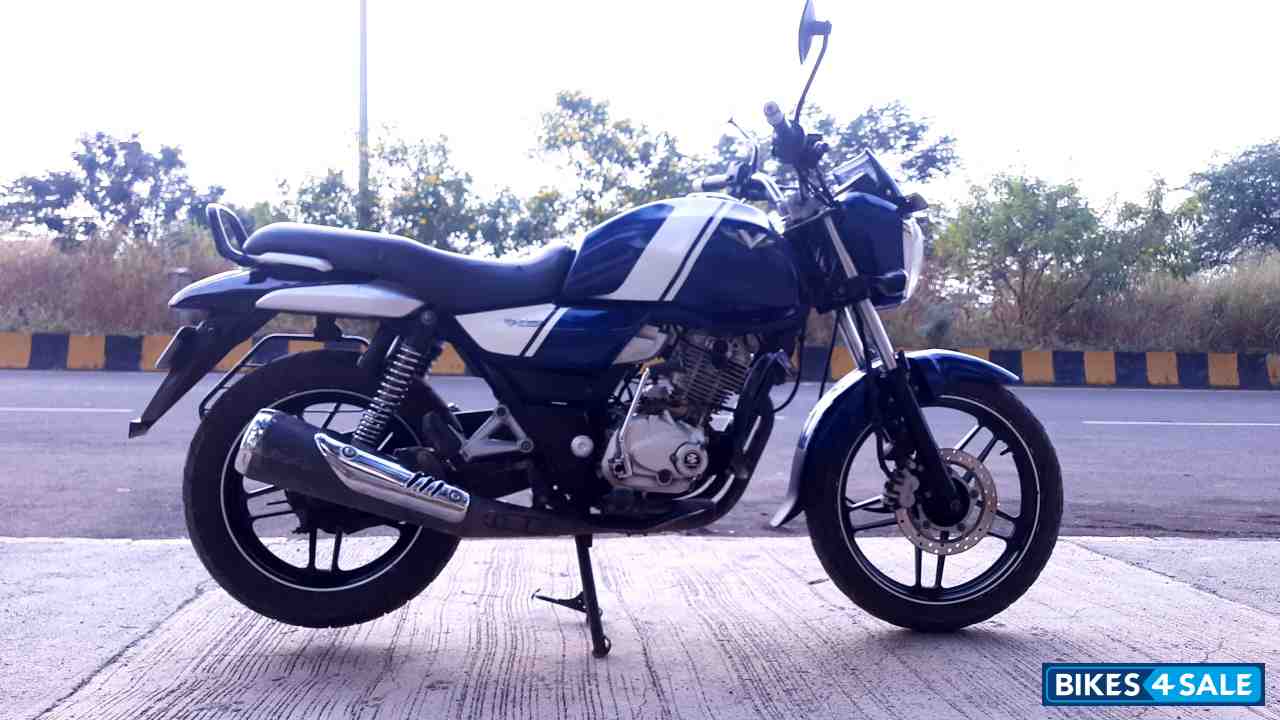 Blue Bajaj V15