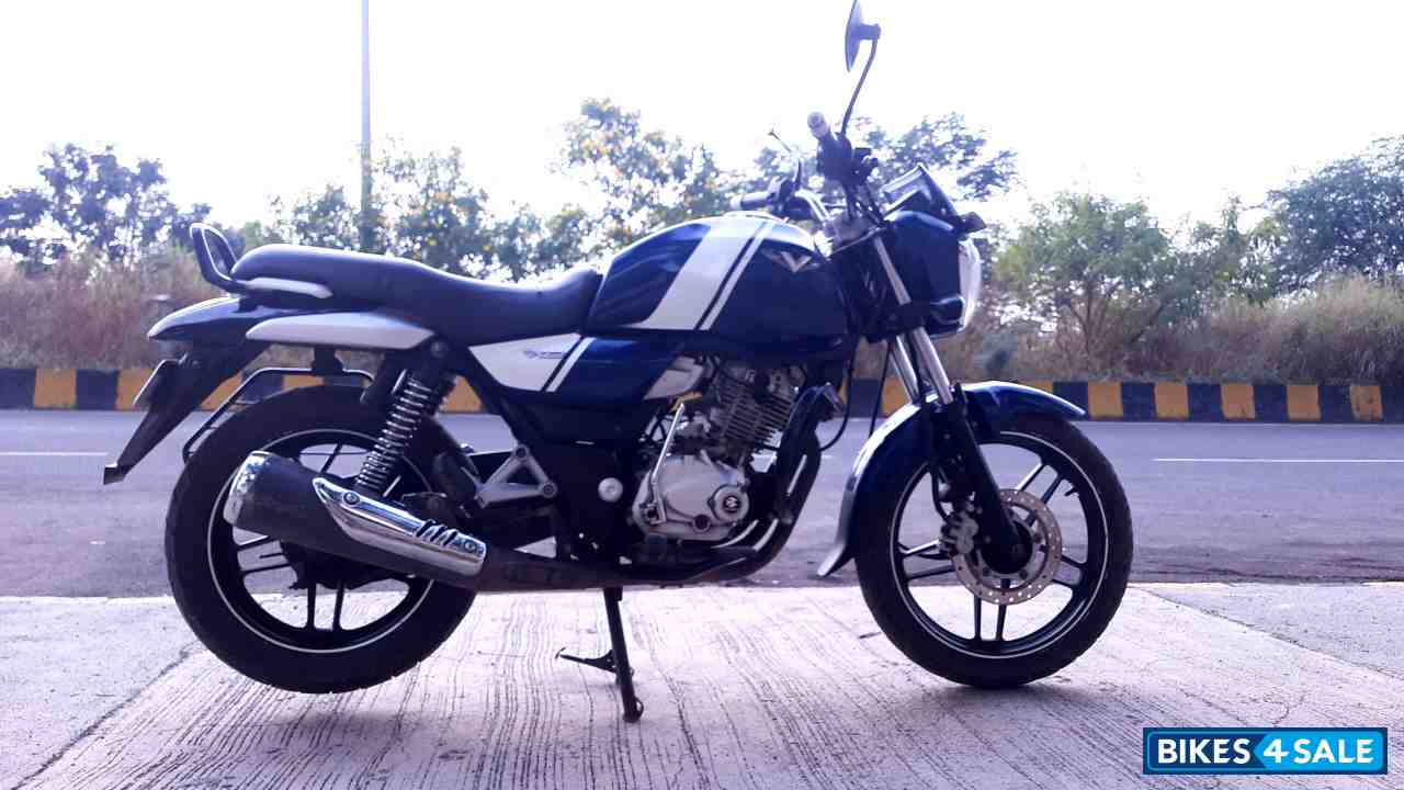 Blue Bajaj V15