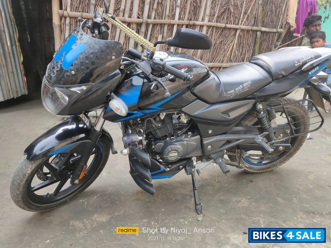 Bajaj Pulsar 150 Twin Disc Bajaj Pulsar 150 Twin Disc