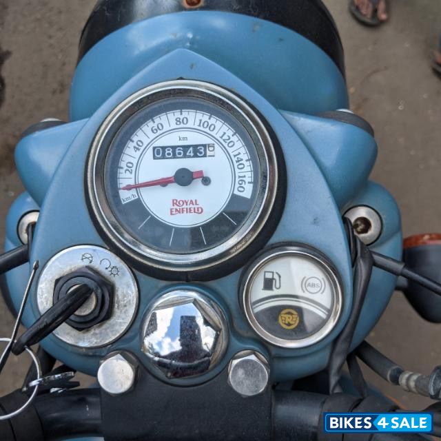 Royal Enfield Classic Squadron Blue Royal Enfield Classic Squadron Blue