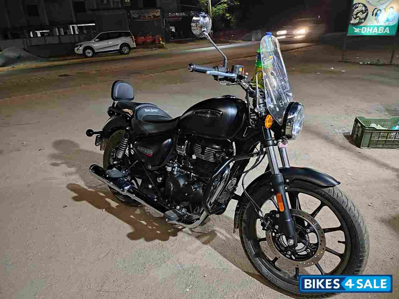 Royal Enfield Meteor 350 Stellar