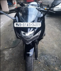 Black Suzuki Gixxer SF