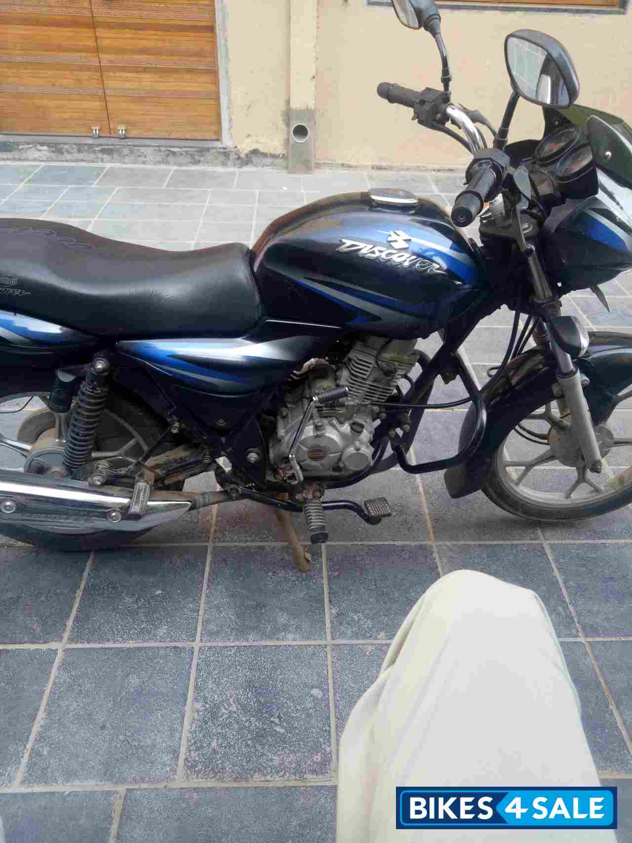 Bajaj Discover DTSi 125