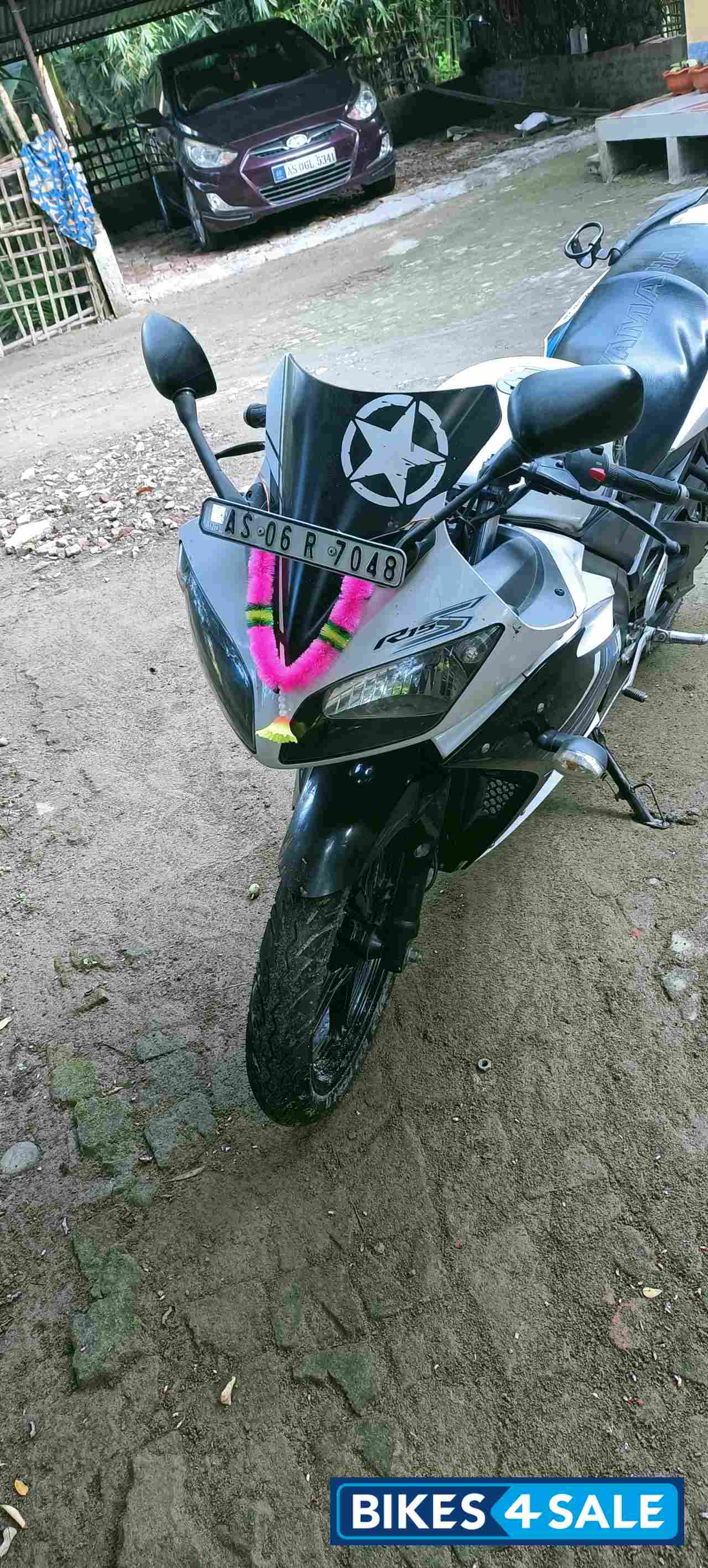 Yamaha YZF R15 V2