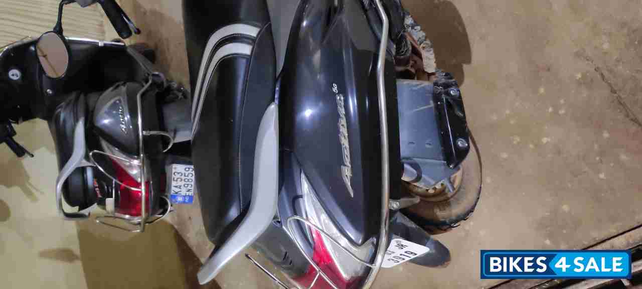 Grey Honda Activa 5G
