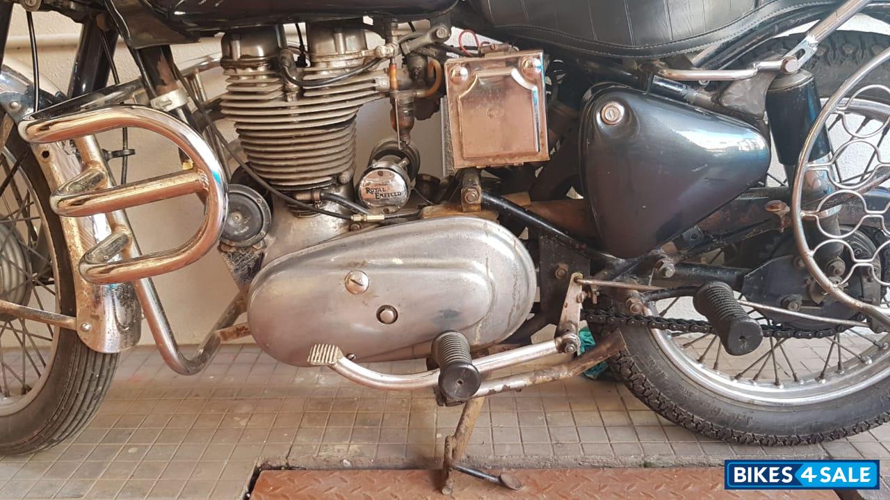 Custom - Oyester Grey Royal Enfield Bullet Standard 350