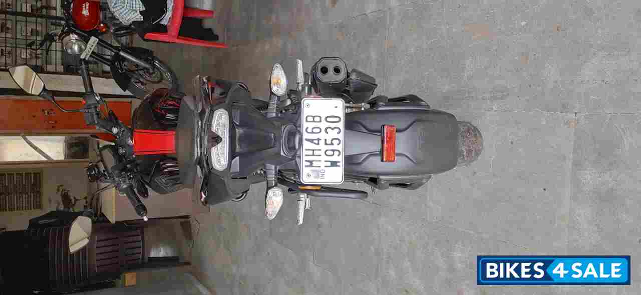 Black And Red TVS Apache RTR 200 4V 2020