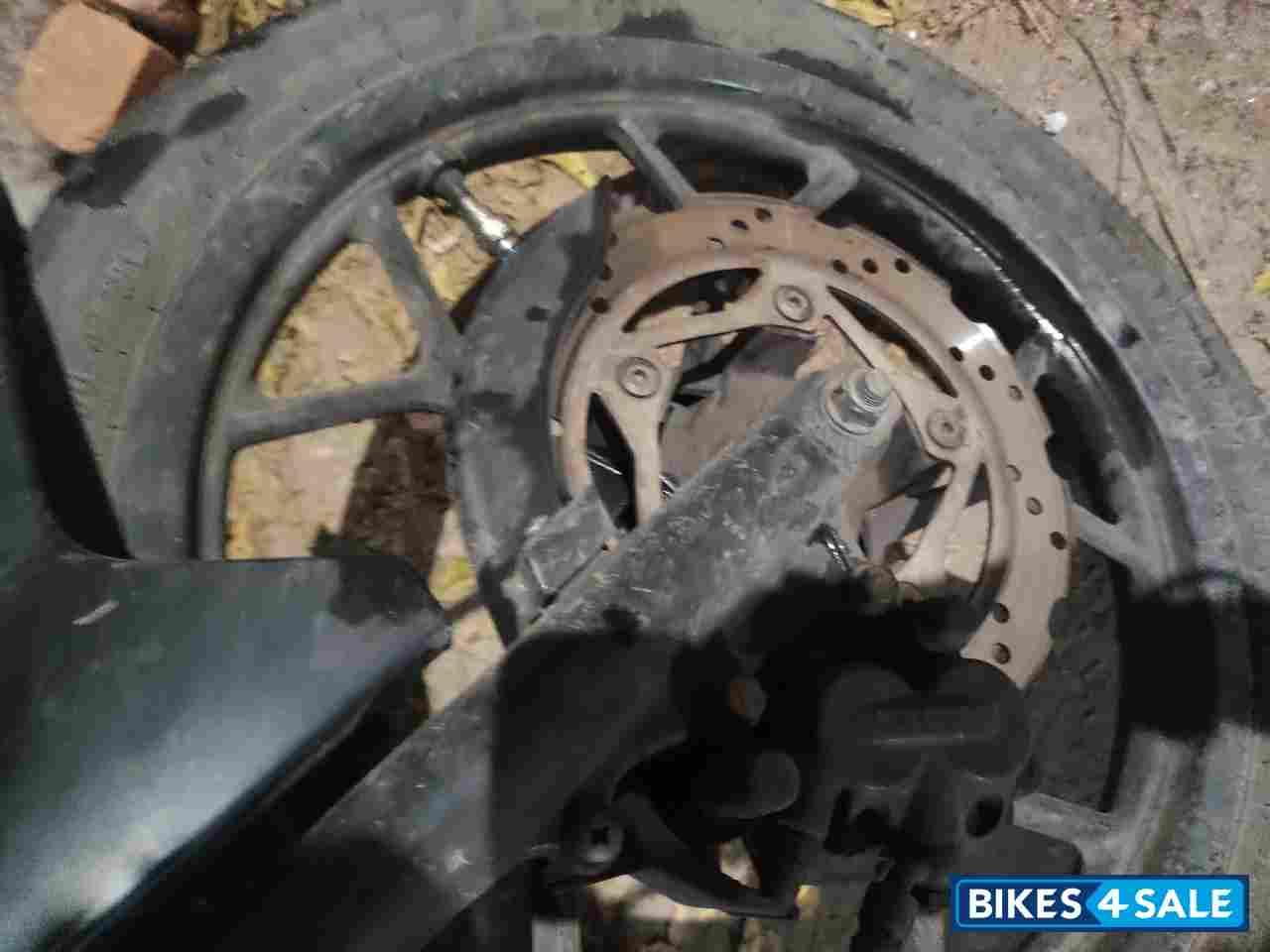 Bajaj Discover 150 F