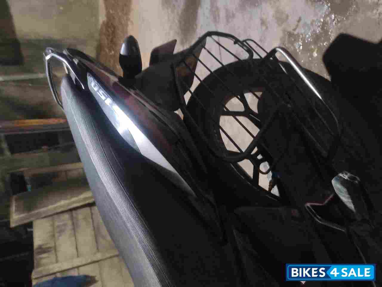 Bajaj Discover 150 F