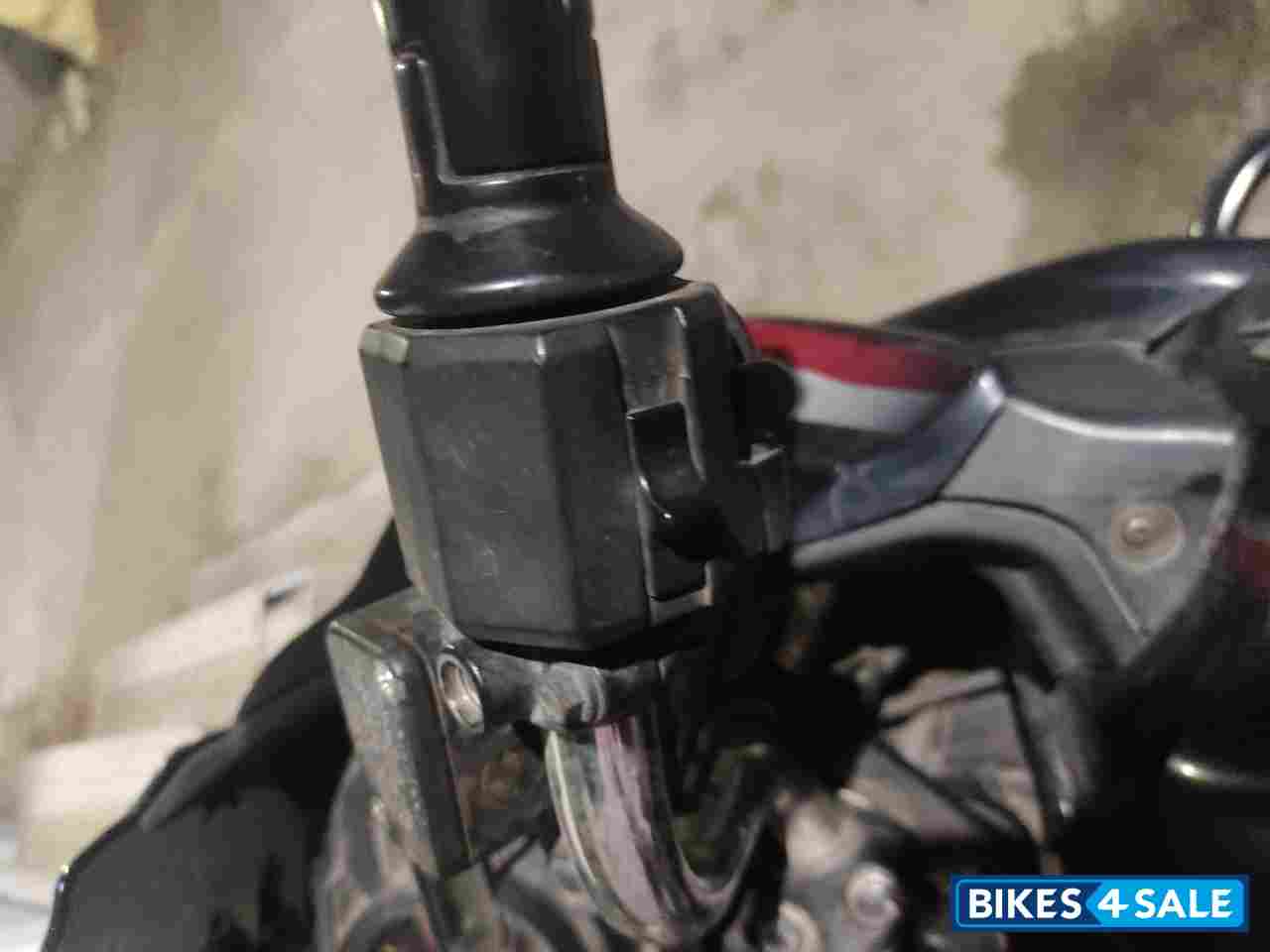 Bajaj Discover 150 F