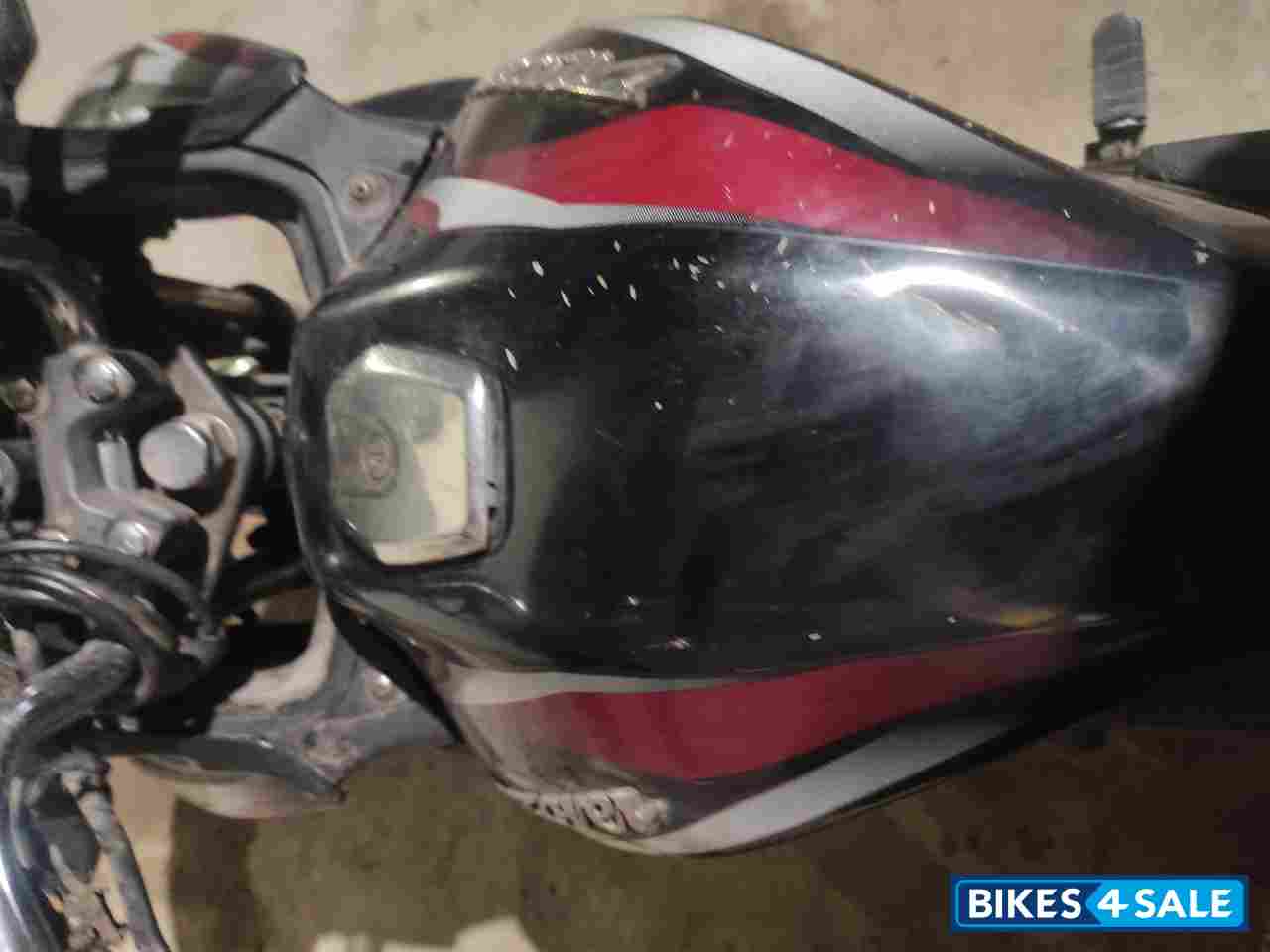 Bajaj Discover 150 F