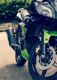 Black And Green Yamaha YZF R15 S