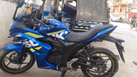 Blue Suzuki Gixxer SF