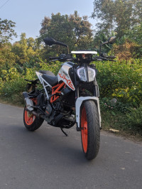 White And Orange KTM Duke 390