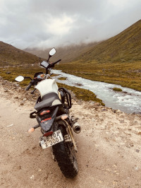 Mahindra Mojo XT 300