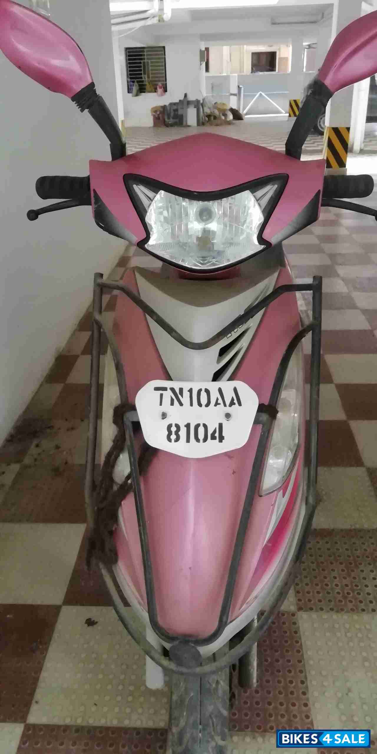 Pink TVS Scooty Streak