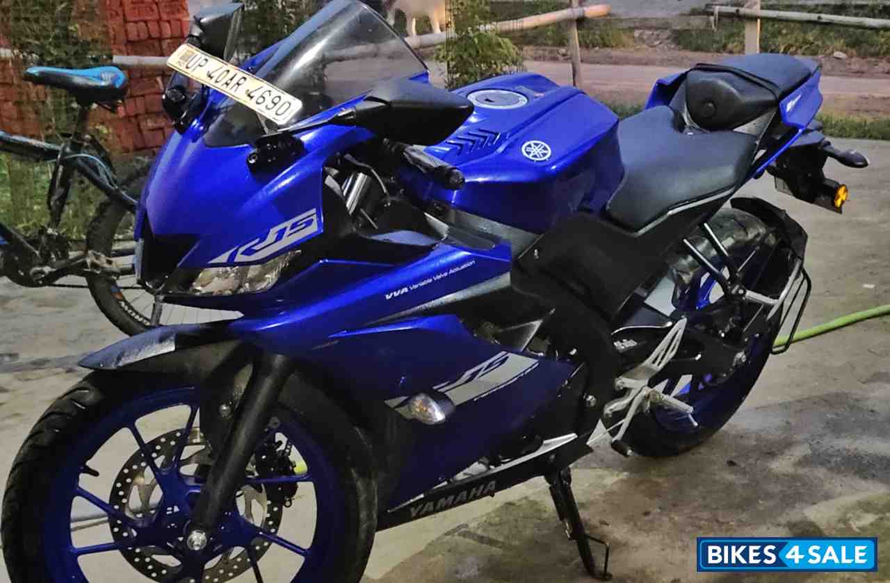 Blue Yamaha YZF R15 V3 BS6 Blue Yamaha YZF R15 V3 BS6
