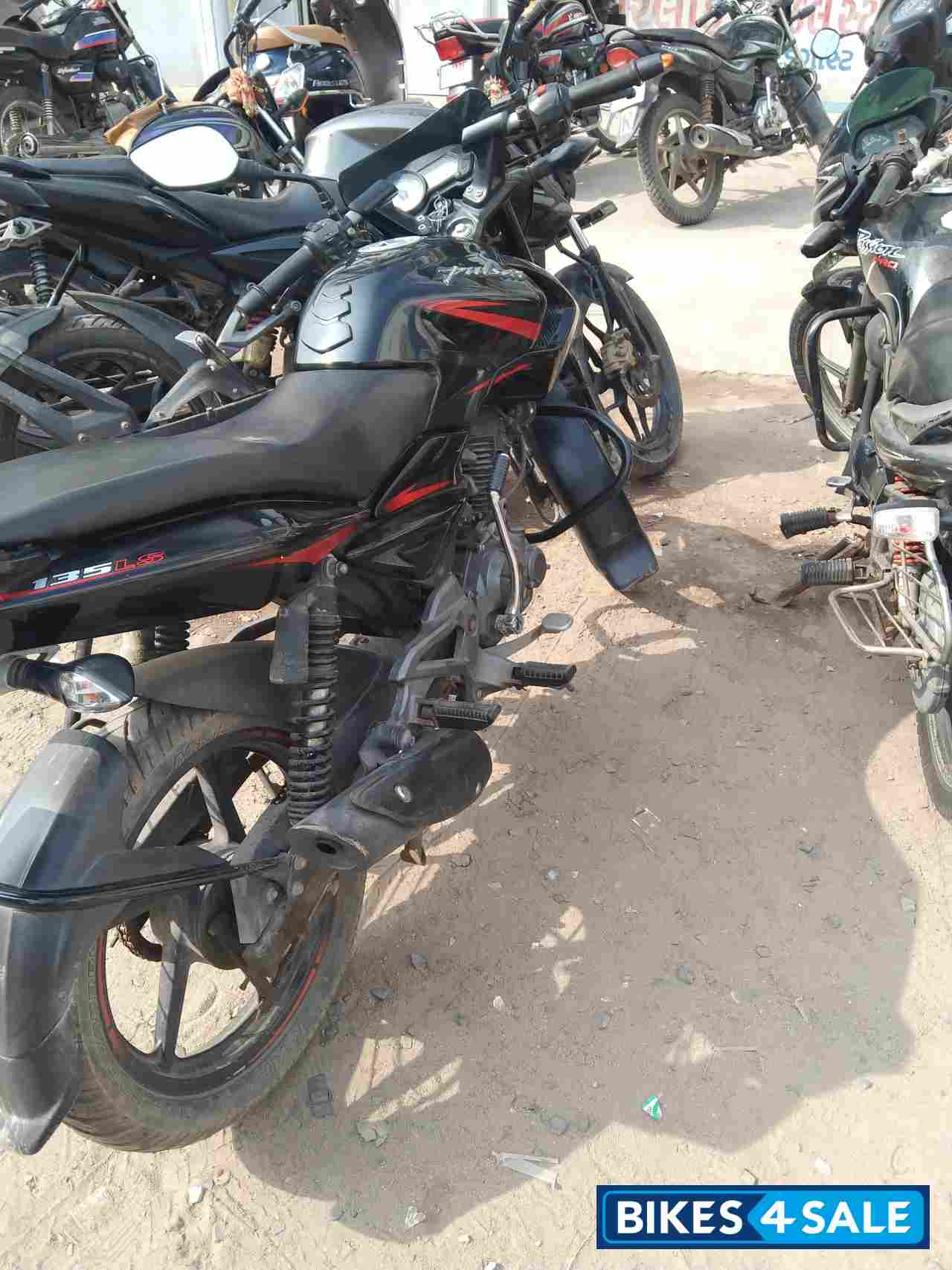 Black Bajaj Pulsar 135LS