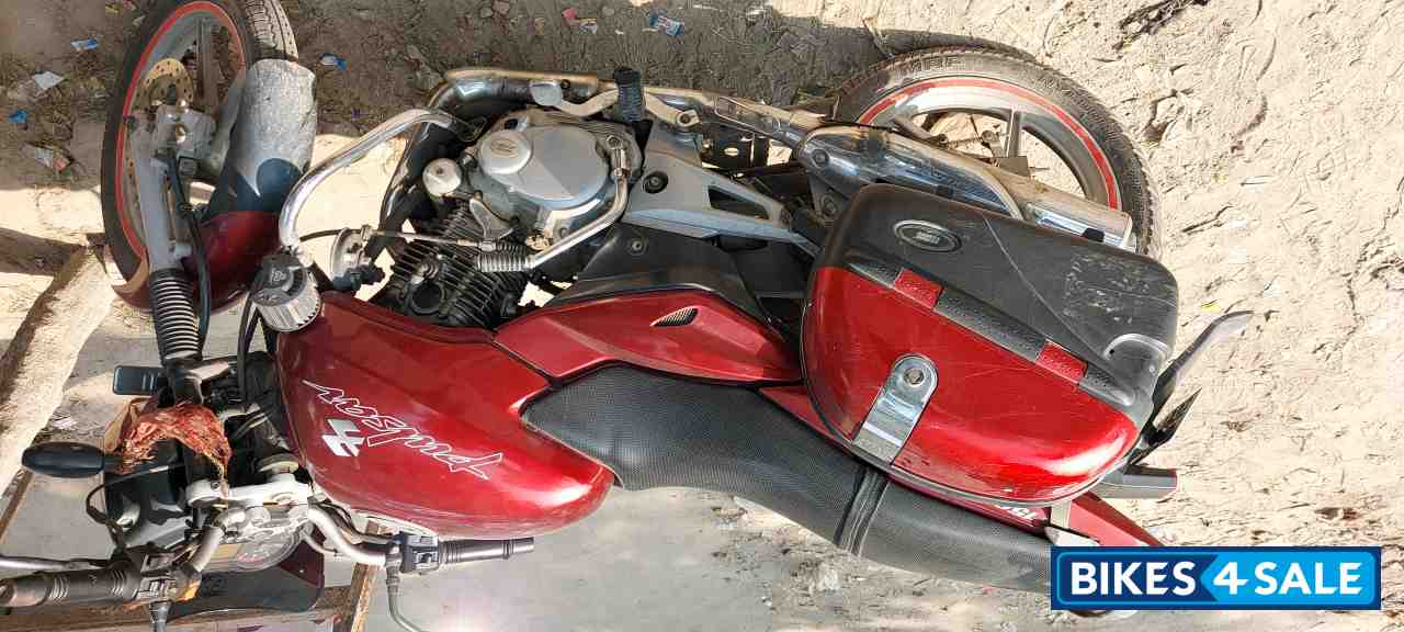 Red Bajaj Pulsar 150 DTSi