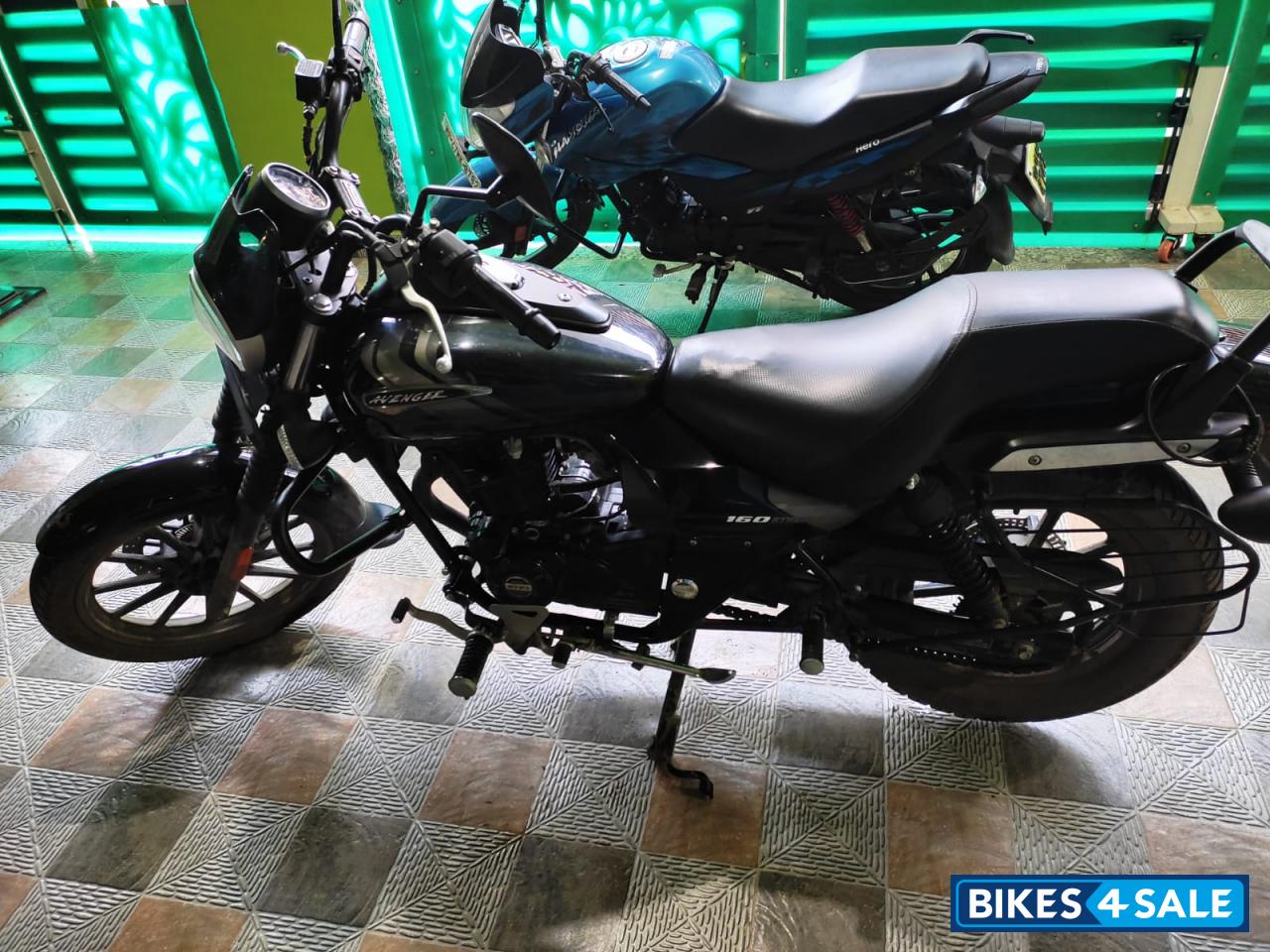 Bajaj Avenger Street 160
