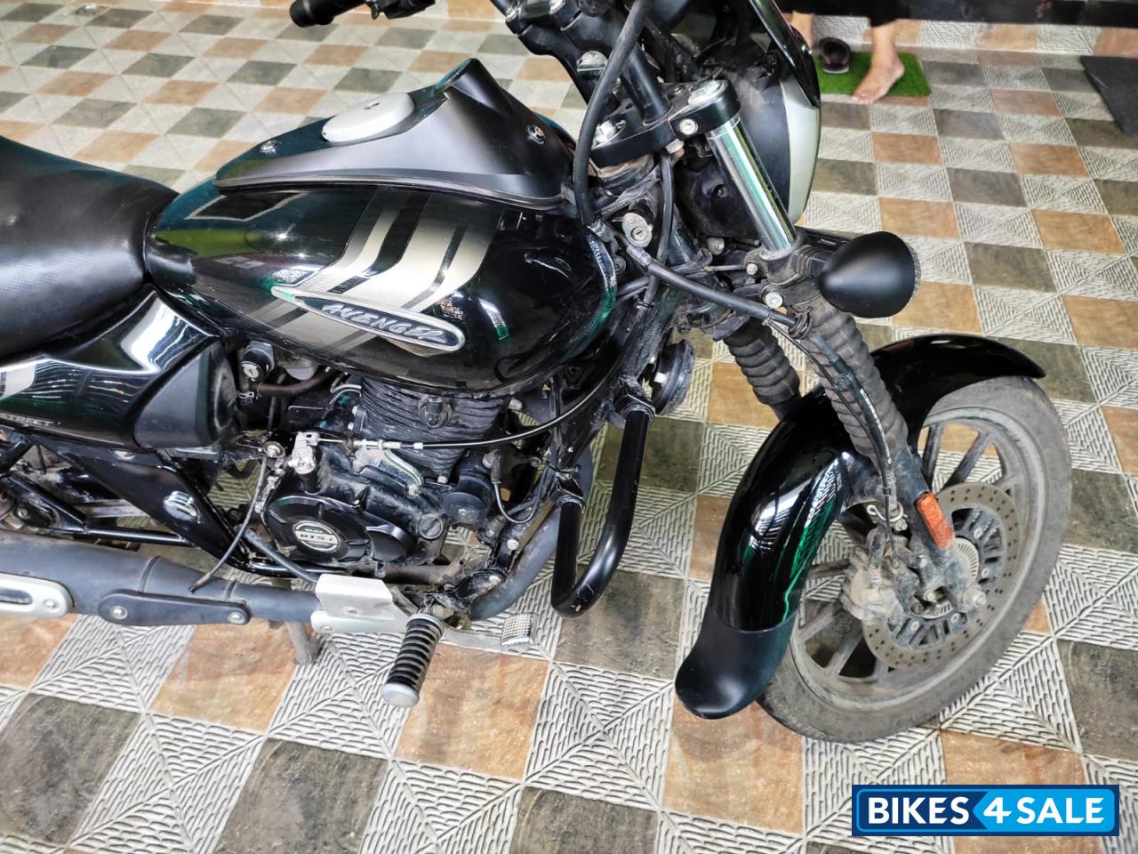 Bajaj Avenger Street 160