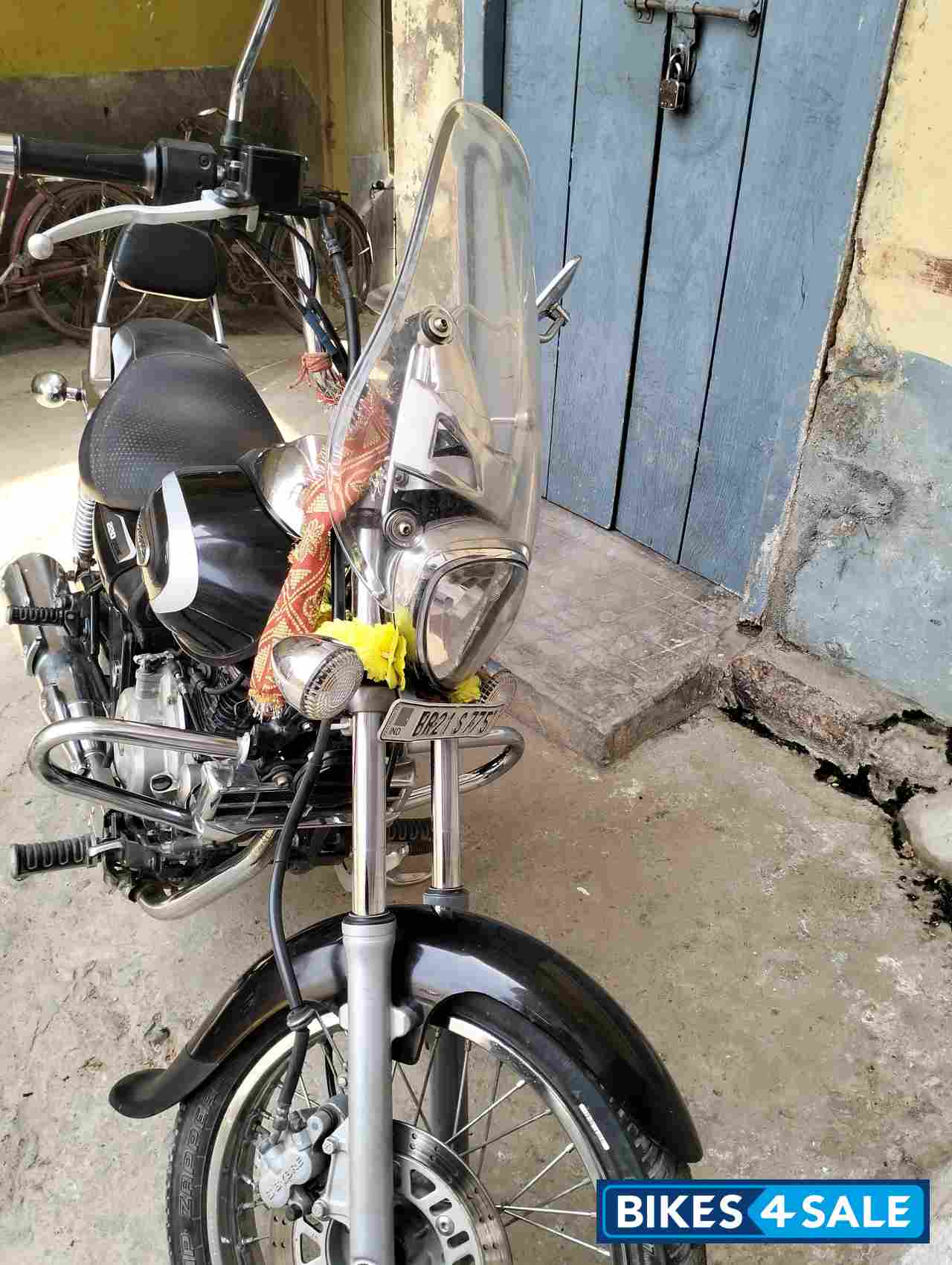 Bajaj Avenger Cruise 220