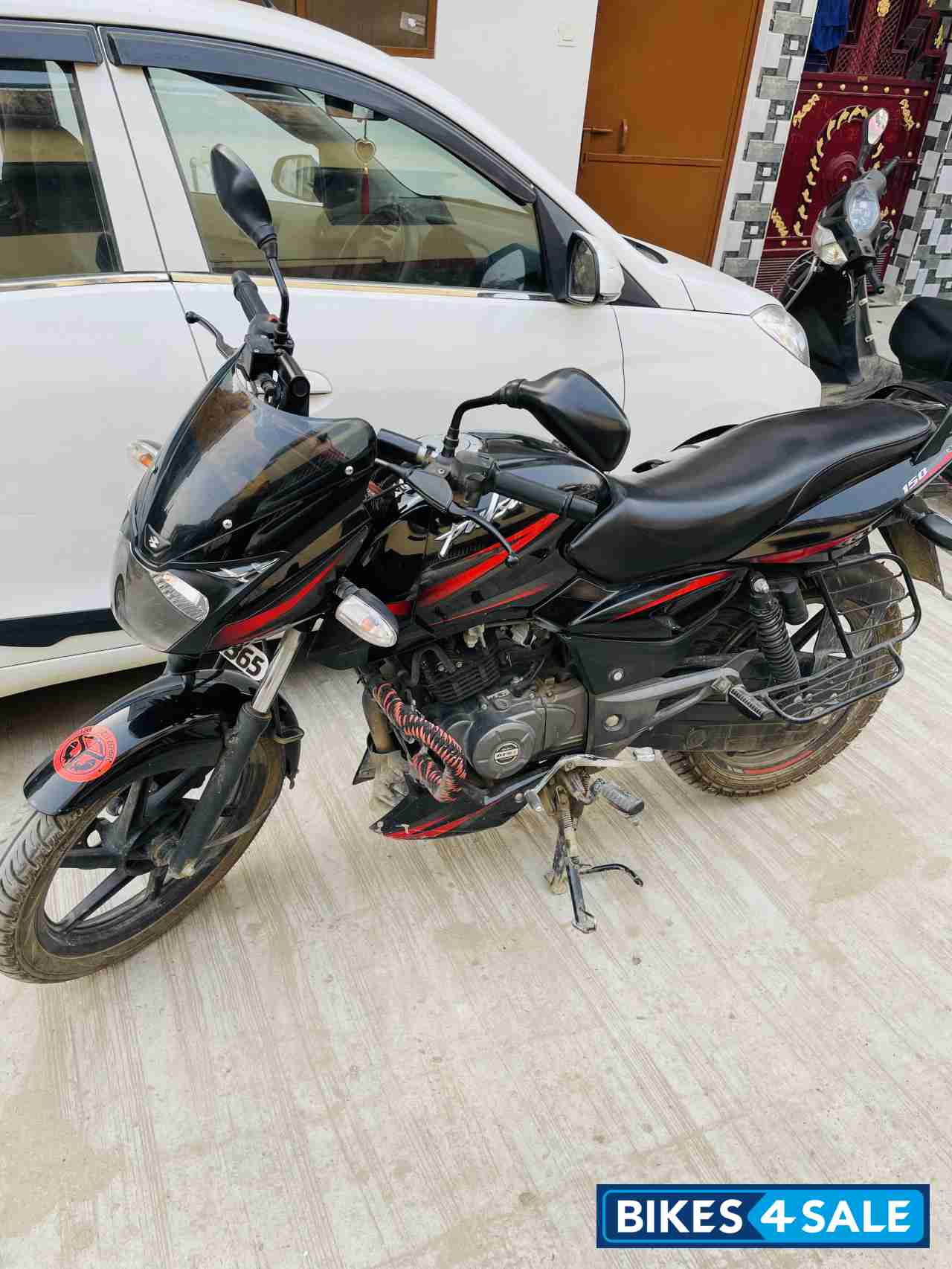 Ebony Black Red Dkl Bajaj Pulsar 150 DTSi