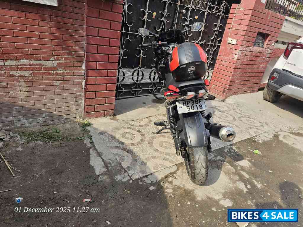 Bajaj Pulsar 220 DTSFi