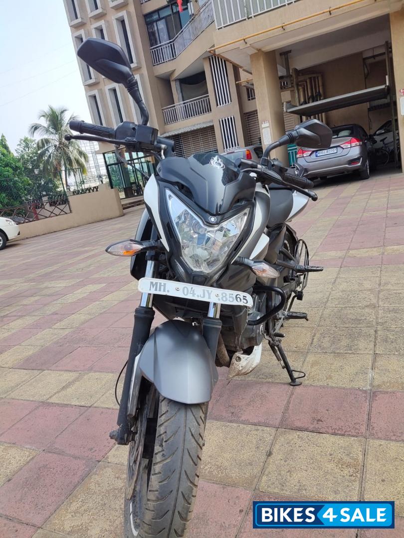 Bajaj Pulsar 200 NS ABS