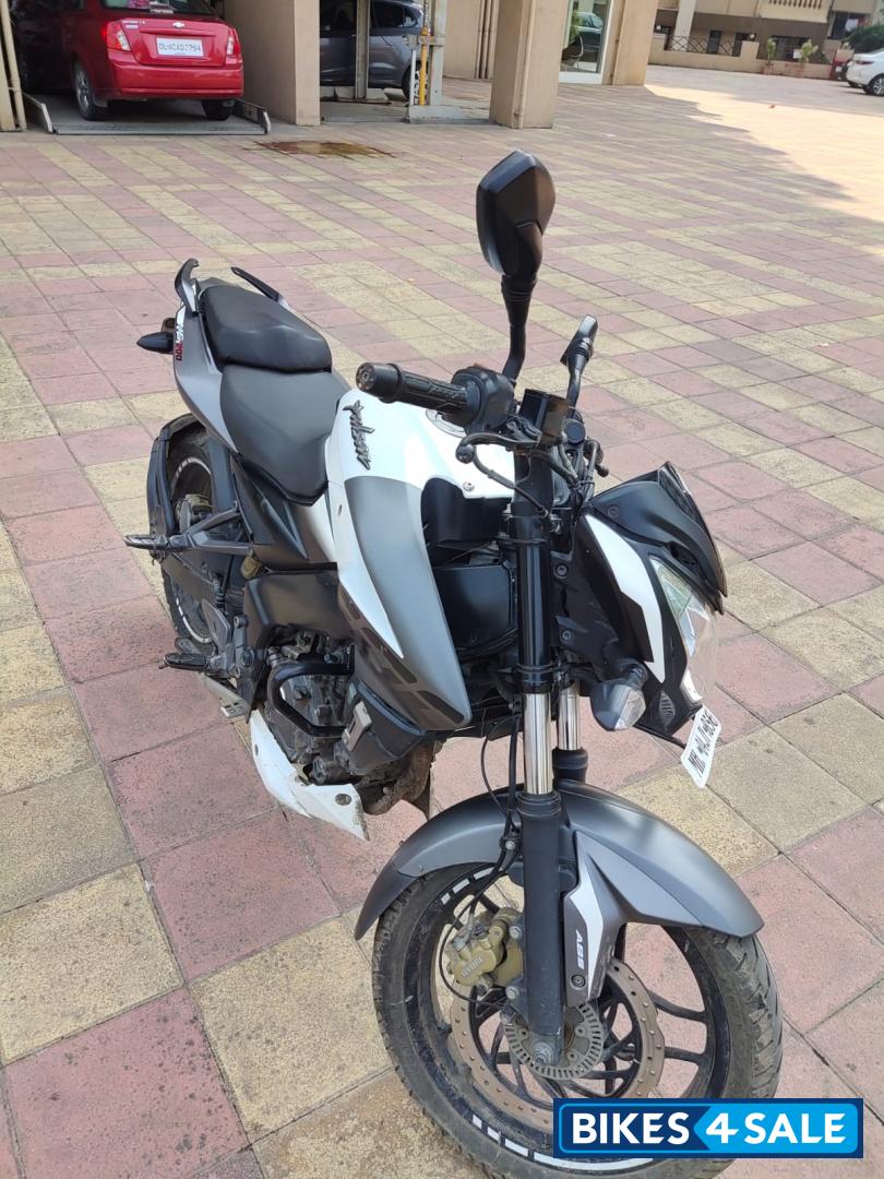 Bajaj Pulsar 200 NS ABS