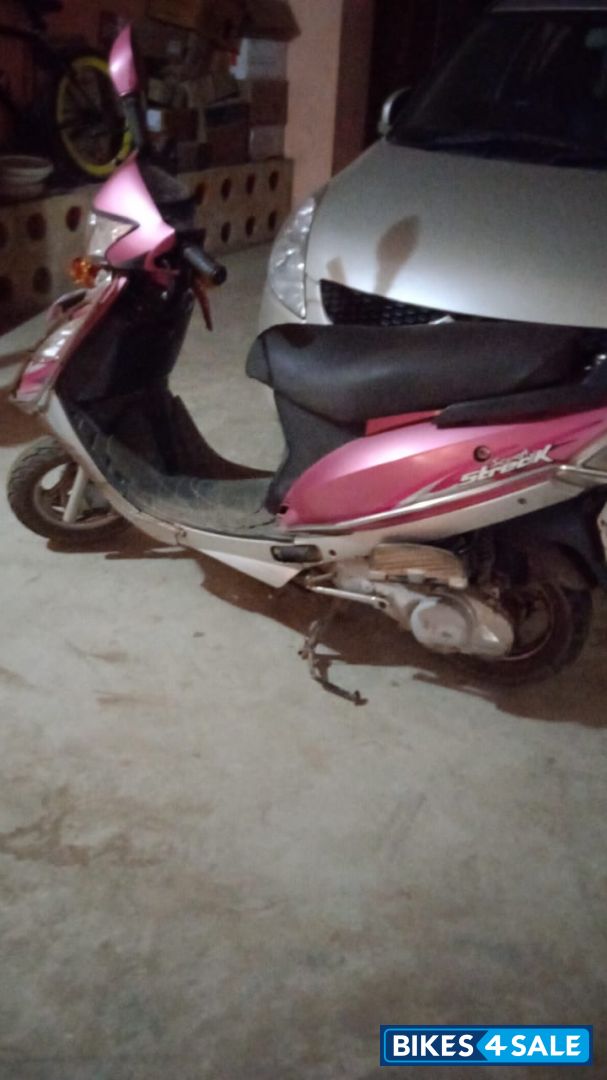 TVS Scooty Streak