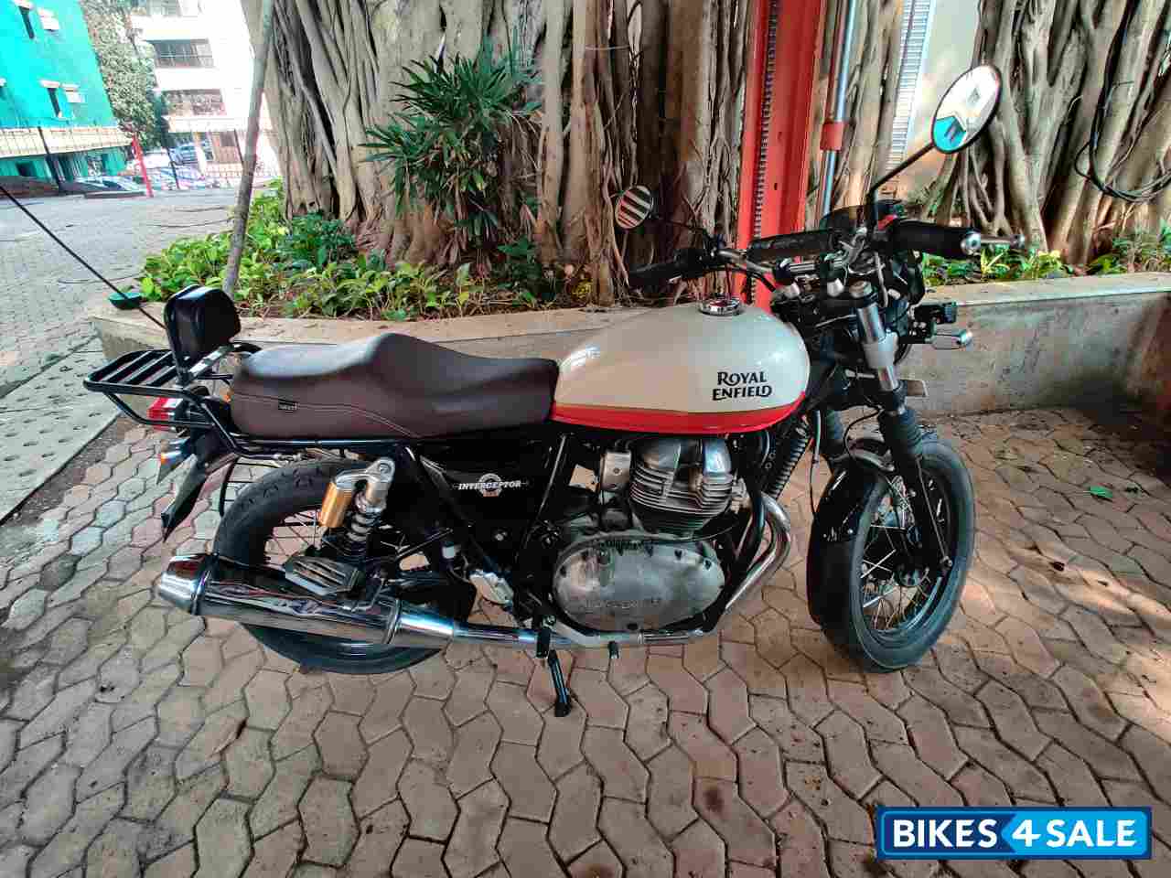 Baker White Royal Enfield Interceptor 650 Twin