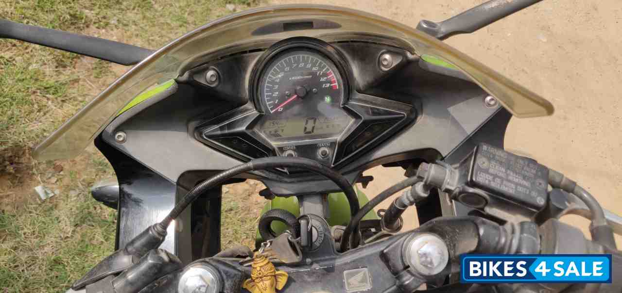 Green & Black Honda CBR 150R