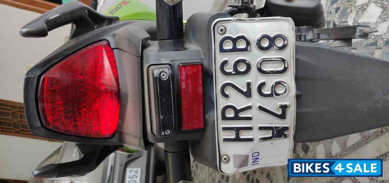 Green & Black Honda CBR 150R