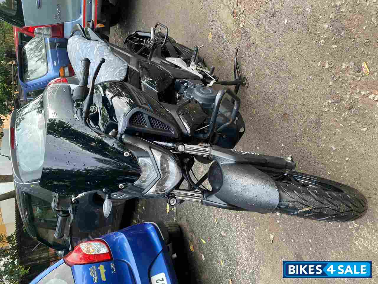 Black Yamaha FZ FI V3 BS6