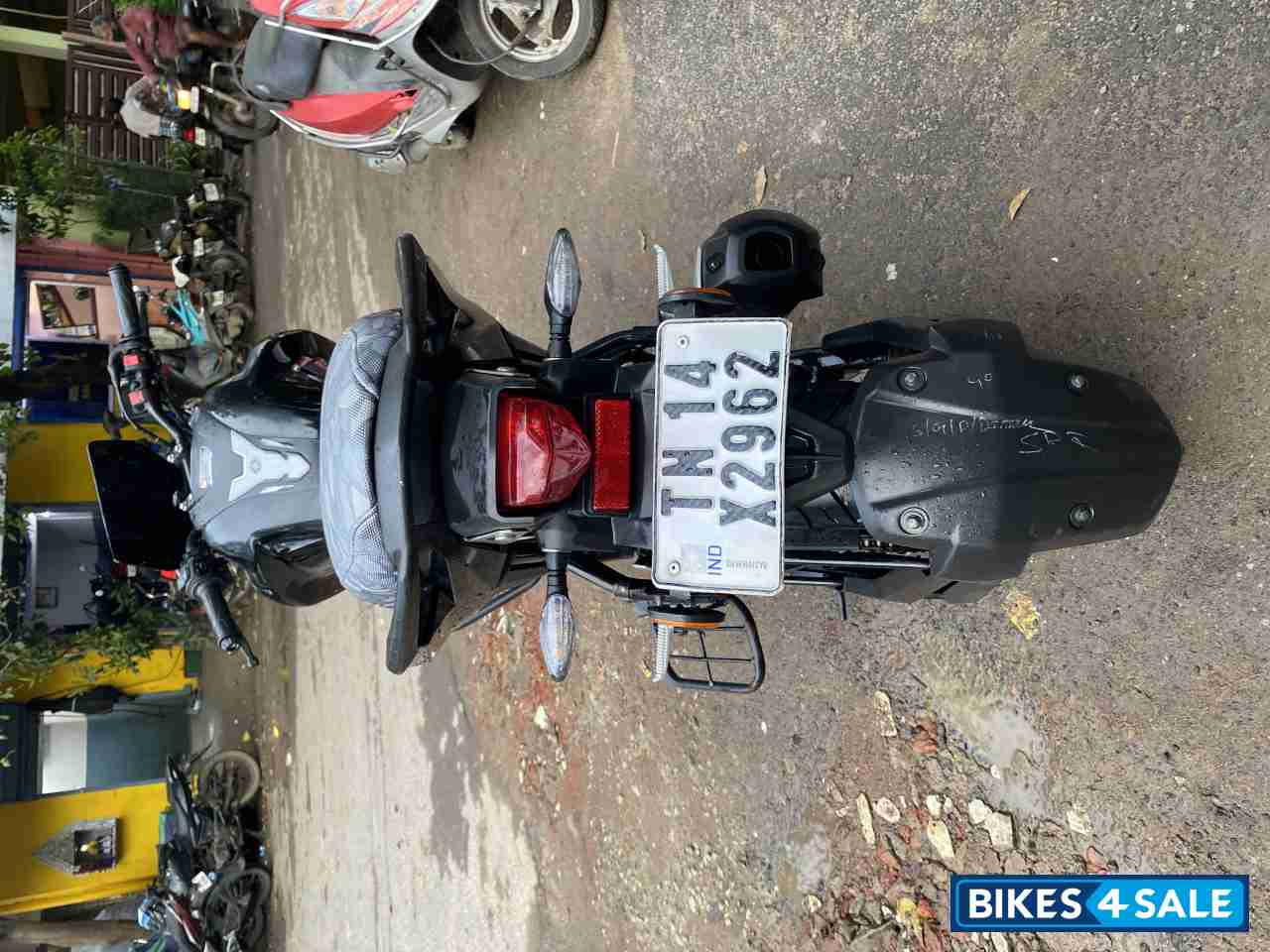 Black Yamaha FZ FI V3 BS6