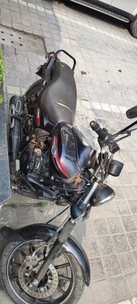 Bajaj Avenger Street 220