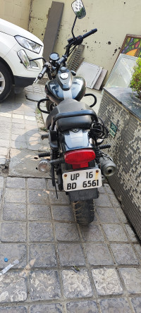 Bajaj Avenger Street 220