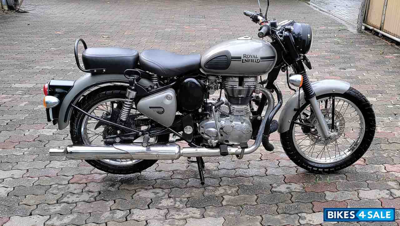 Royal Enfield Classic Gunmetal Grey