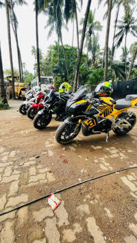 Aprilia Tuono V4 R APRC