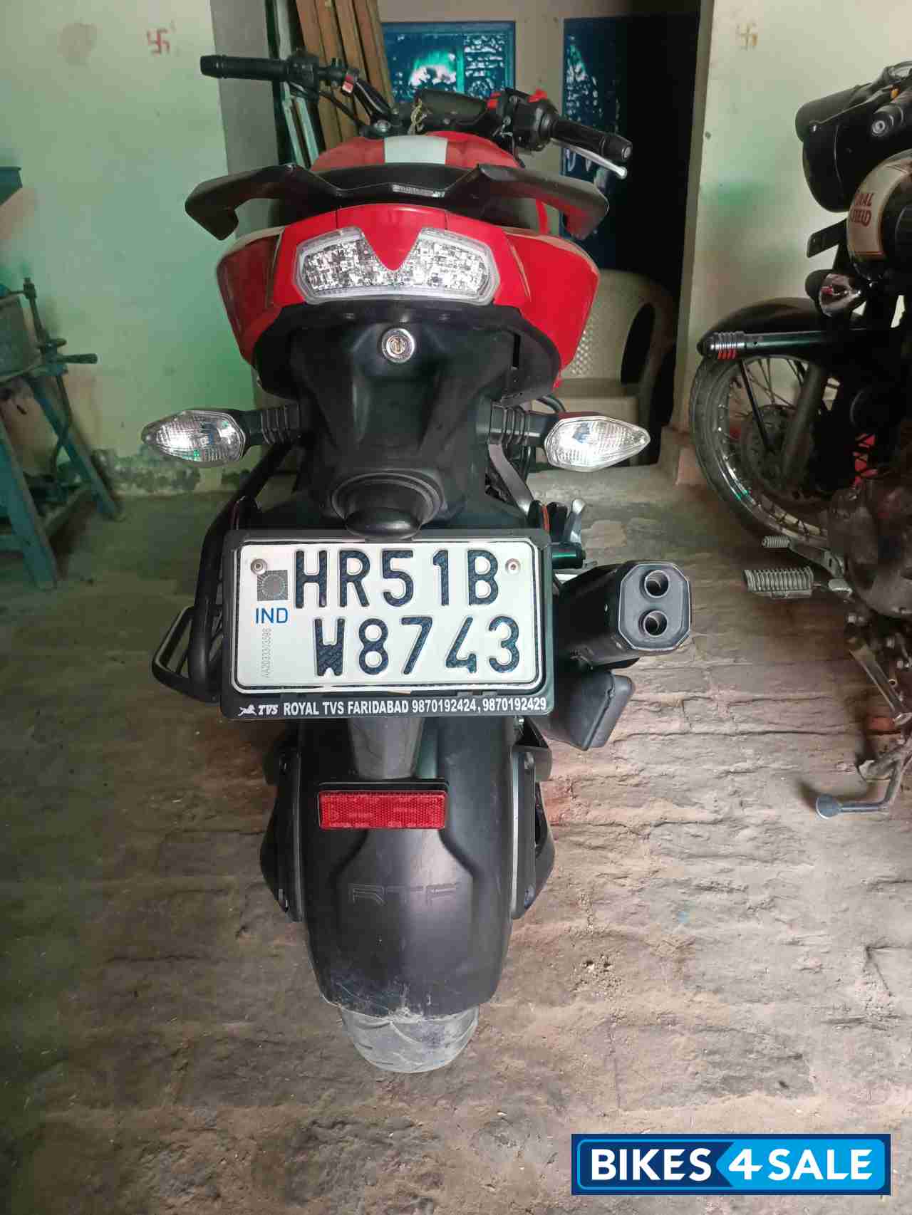 TVS Apache RTR 160 4V