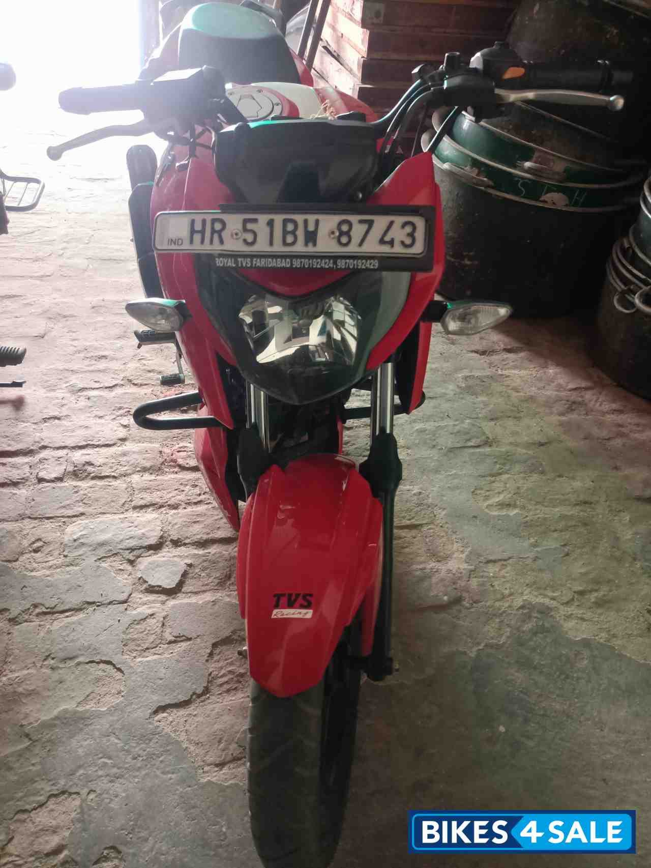 TVS Apache RTR 160 4V