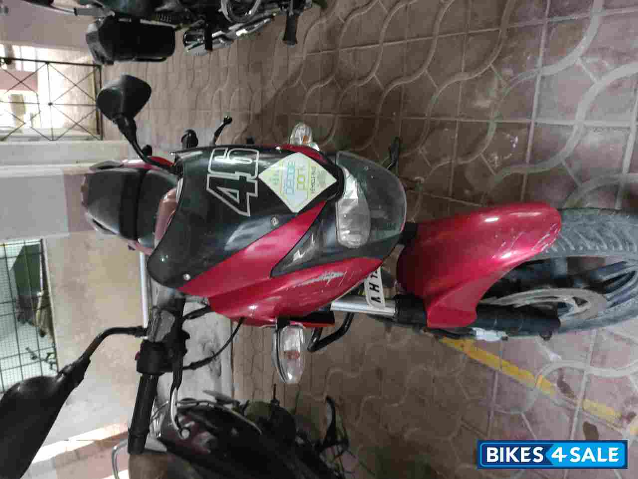 Bajaj Pulsar 180