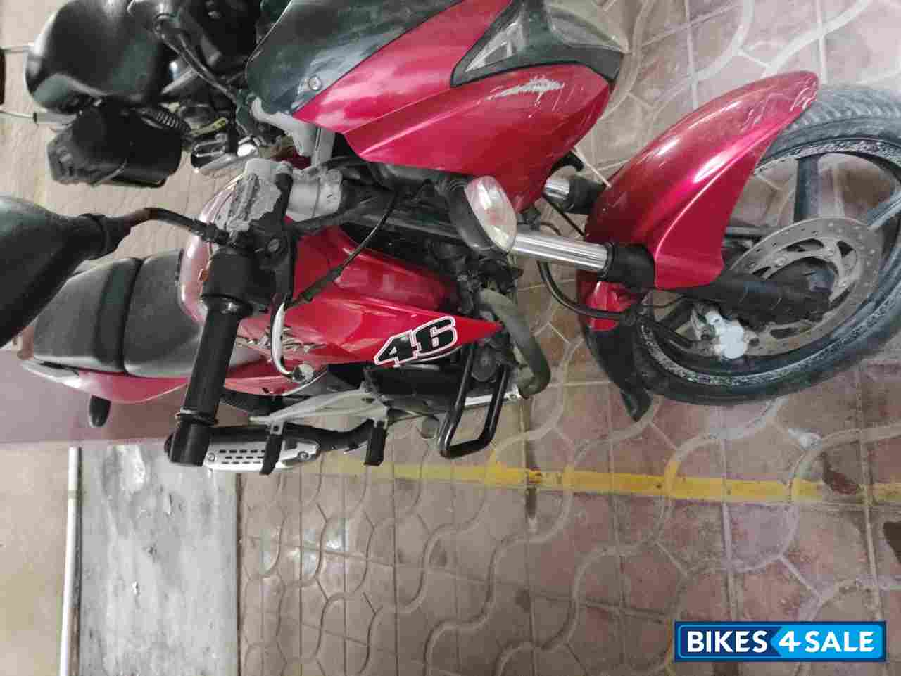 Bajaj Pulsar 180