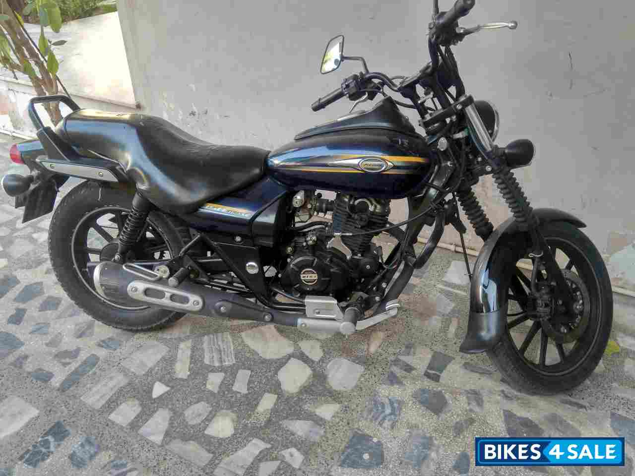 Bajaj Avenger Street 160